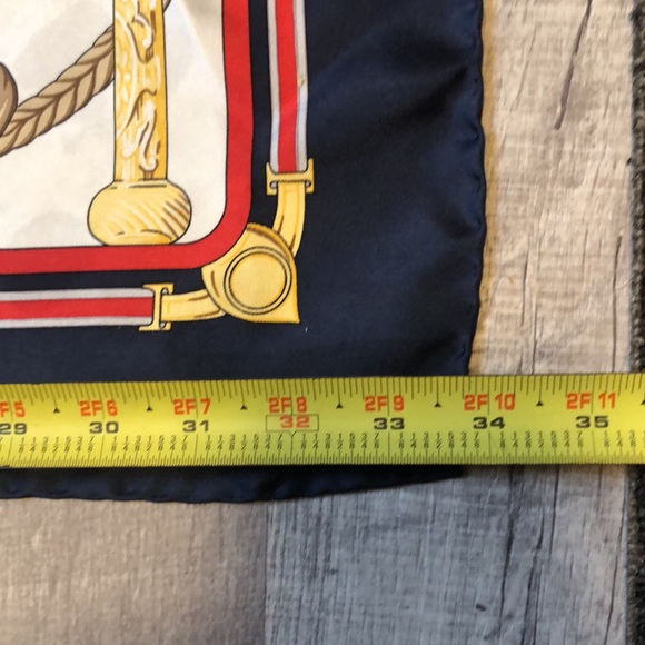 Celine Paris silk scarf - Picture 9 of 14